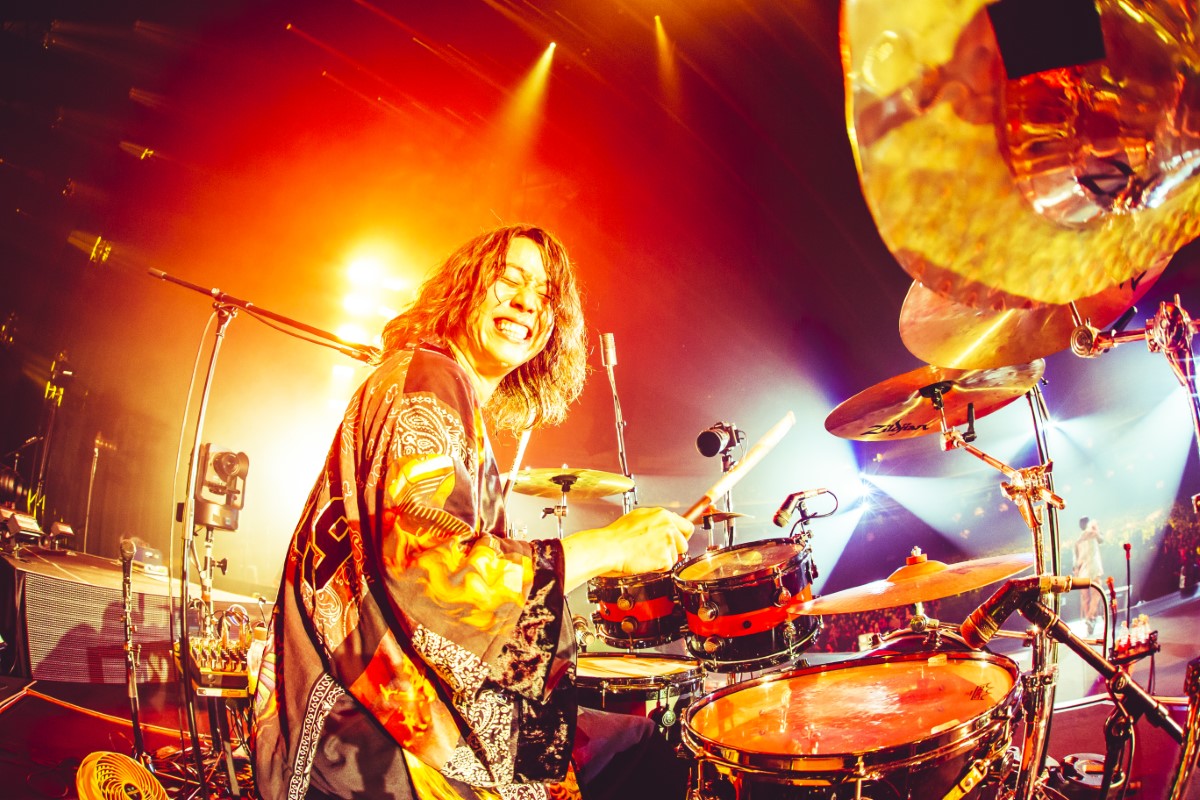 『ONE OK ROCK 2023 LUXURY DISEASE JAPAN TOUR』より　写真=cazrowAoki