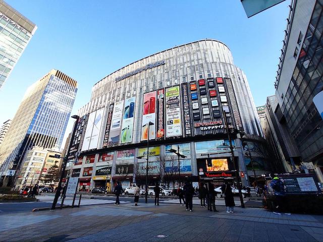 「ヨドバシakiba」に何故、ユニクロ？の画像