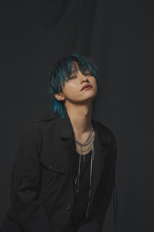 SKY-HI、台湾アーティスト ØZIを迎えた新曲「Dream Out Loud」リリース　自身出演の『C COFFEE』新CMソング