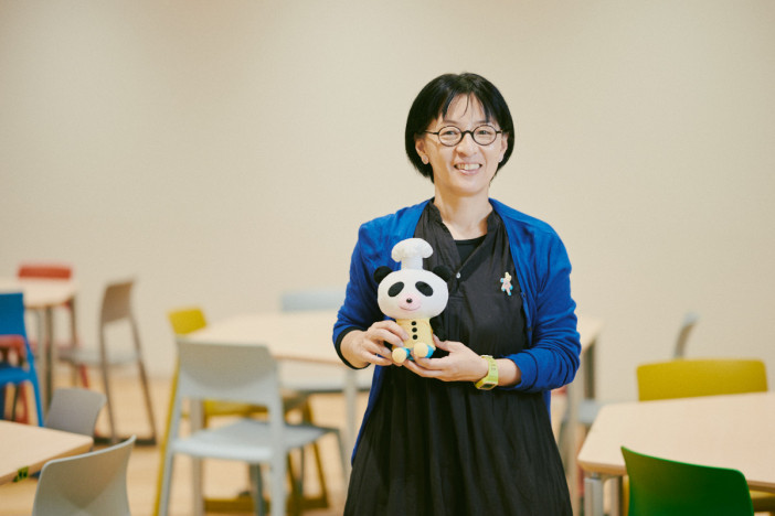 人気絵本作家・柴田ケイコの最新作『パンダのおさじとフライパンダ』創作の秘訣「自分と読者の“ワクワク”が重なるように」