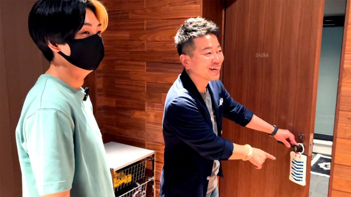 宮迫博之、ヒカルの“330万円の新居”を訪問