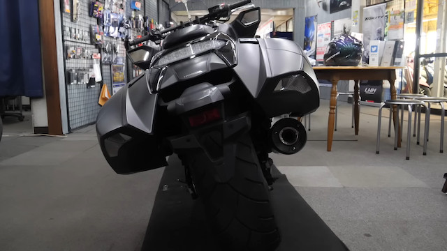 はじめしゃちょー、レアバイクを購入の画像