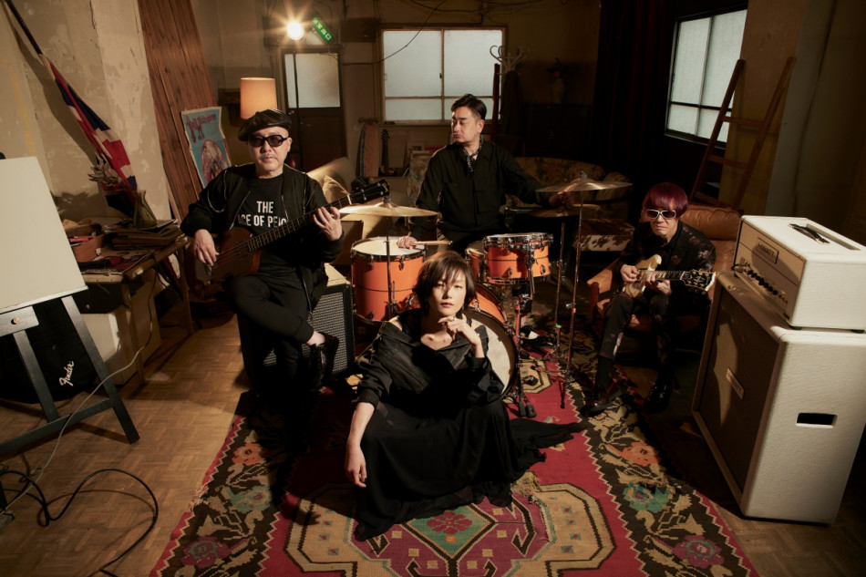 三上ちさこ、新バンド sayurasを結成 1stシングル「ナイン」リリース