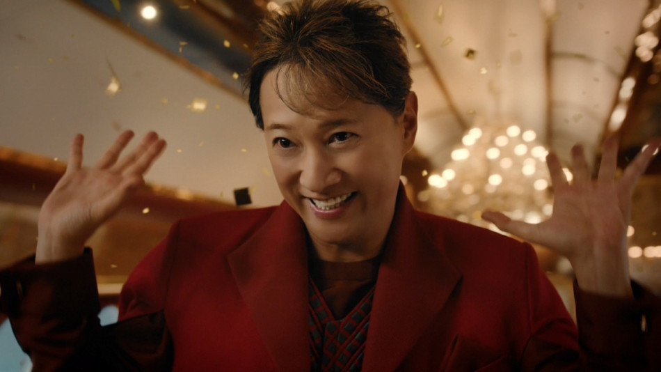 中居正広、ソフトバンク新CMで6年ぶりにキレキレダンス披露 劇団ひとり