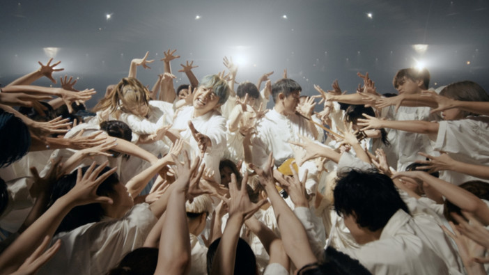 ゆず、新曲「ビューティフル」MV公開　開業前のKアリーナ横浜で躍動感あふれるパフォーマンス披露