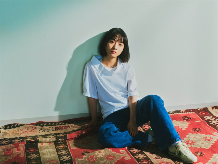 TOMOO、初のフルアルバム『TWO MOON』全曲レビュー：ひとりぼっちの“星