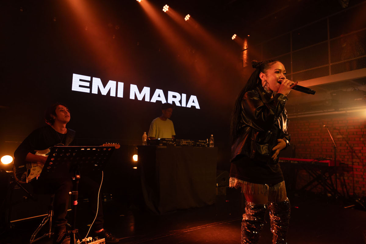 『aimi presents ‘STAY READY vol.2’ supported by BACARDI』EMI MARIAライブ写真（撮影＝池村隆司）