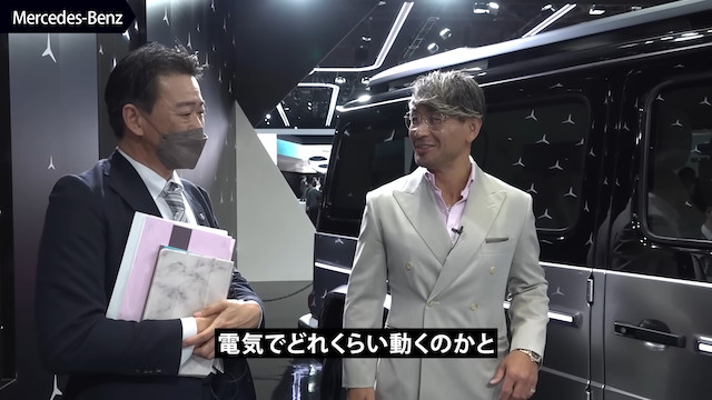 魔裟斗、10億円のジェット機を見学の画像