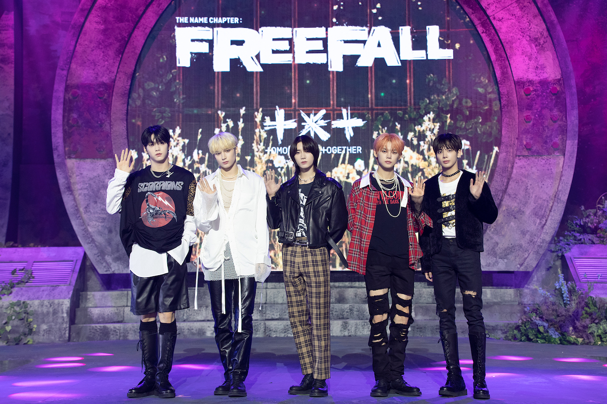 TOMORROW X TOGETHER 『이름의 장: FREEFALL』　『The Name Chapter: FREEFALL』　ショーケース