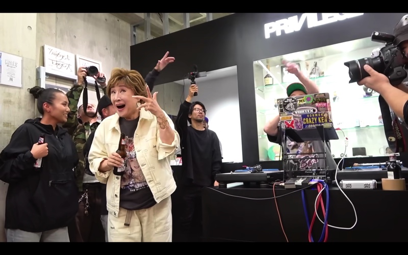 小林幸子、4500万円のロールス・ロイスで原宿降臨