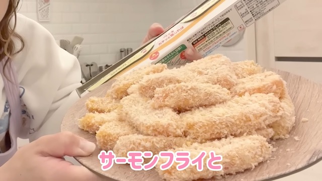 辻希美、寝不足続きの状態で夕飯作りの画像