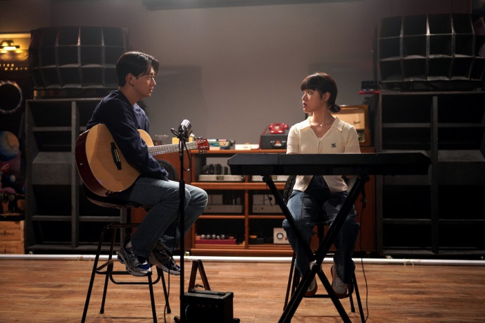 キム・ヒャンギとシン・ヒョンスンの“初々しさ”が　『プレイ・プリ』メイキング映像公開