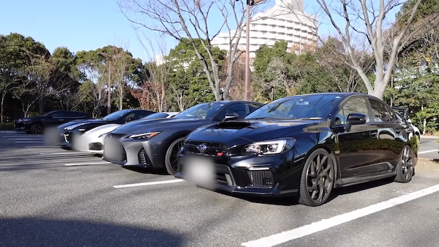 あま猫、高級車4台を一挙紹介の画像
