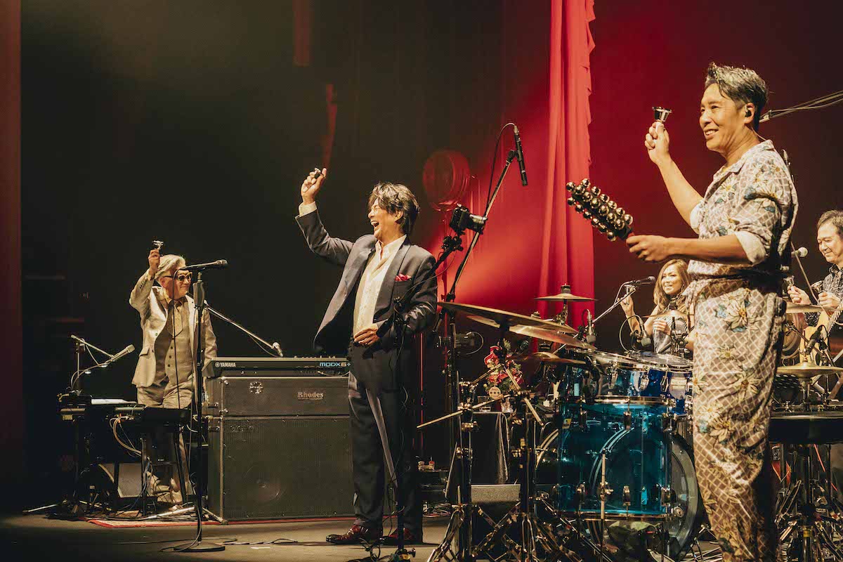 Skoop On Somebodyライブ写真