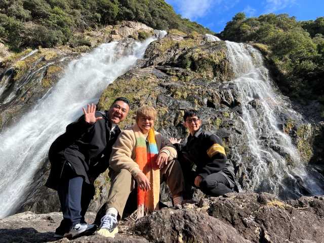 『アンタッチャブるTV』場面写真　屋久島の滝