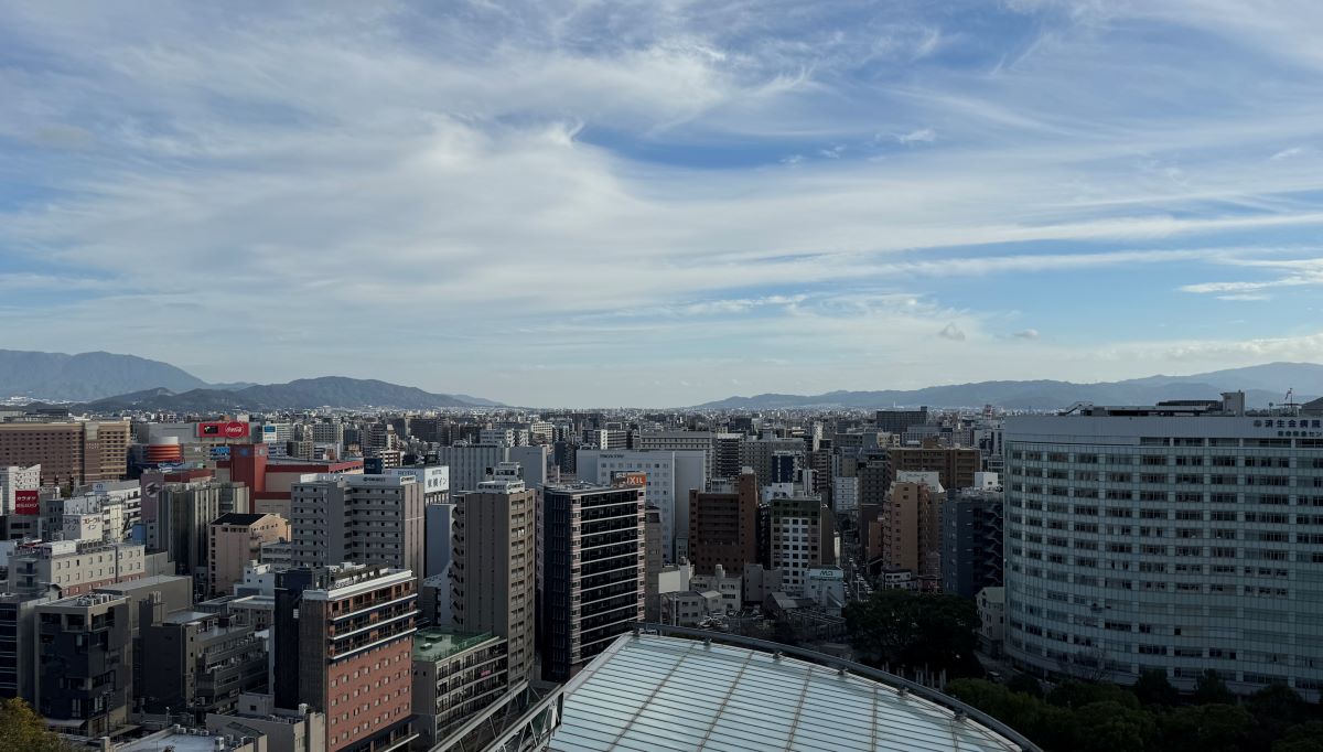 『iPhone 15 Pro MAX』で名建築・アクロス福岡を撮影の画像