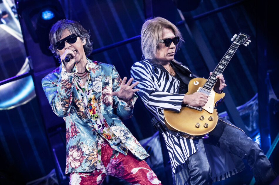 B'z、結成35周年の全国ツアーファイナルをライブ映像作品に ツアー