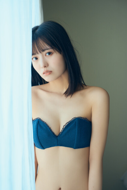 小柴美羽が「B.L.T.」に初登場