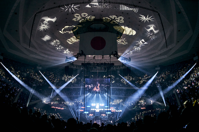 日本武道館公演『青春襲来』より