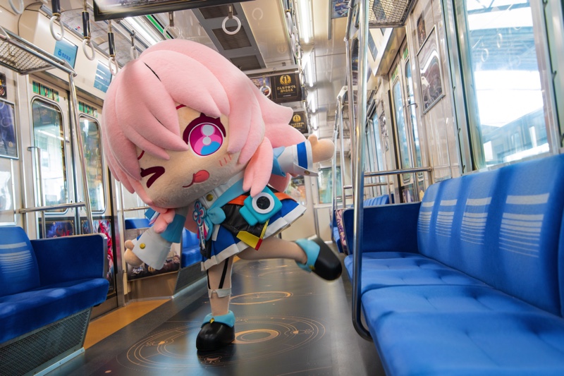 『崩壊：スターレイル』1周年記念のラッピング列車が運行開始の画像