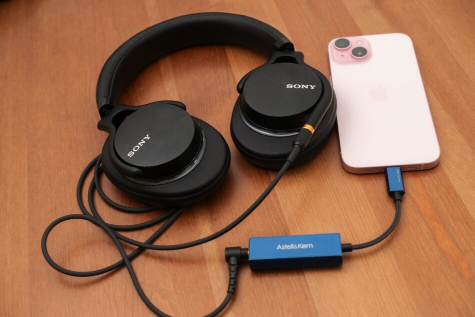 音楽好きにすすめたい、ちょっといいヘッドホンとDACの組み合わせ SONY『MDR-1AM2』＋Astell＆Kern『AK  HC2』長期レビュー｜Real Sound｜リアルサウンド テック