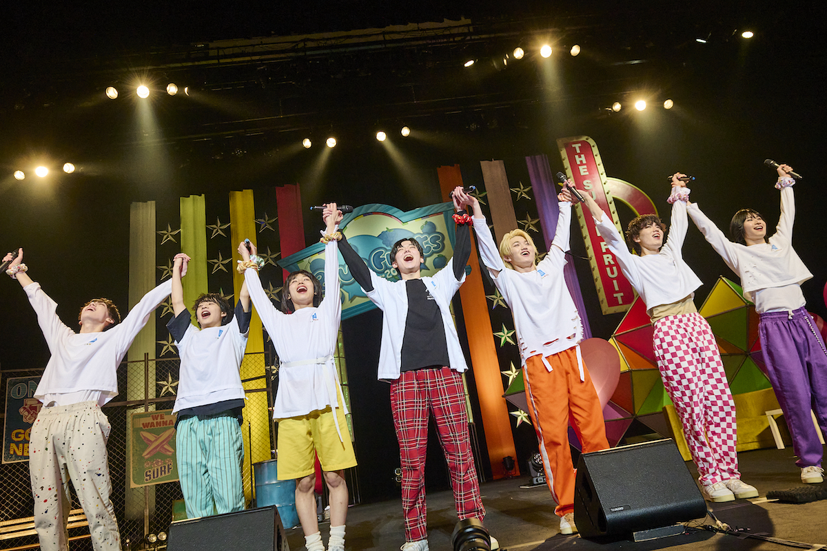 『THE SUPER FRUIT 2nd ONEMAN TOUR - Blue Fruits Tour2024 -』昭和女子大学人見記念講堂公演の模様（撮影＝上溝恭香）