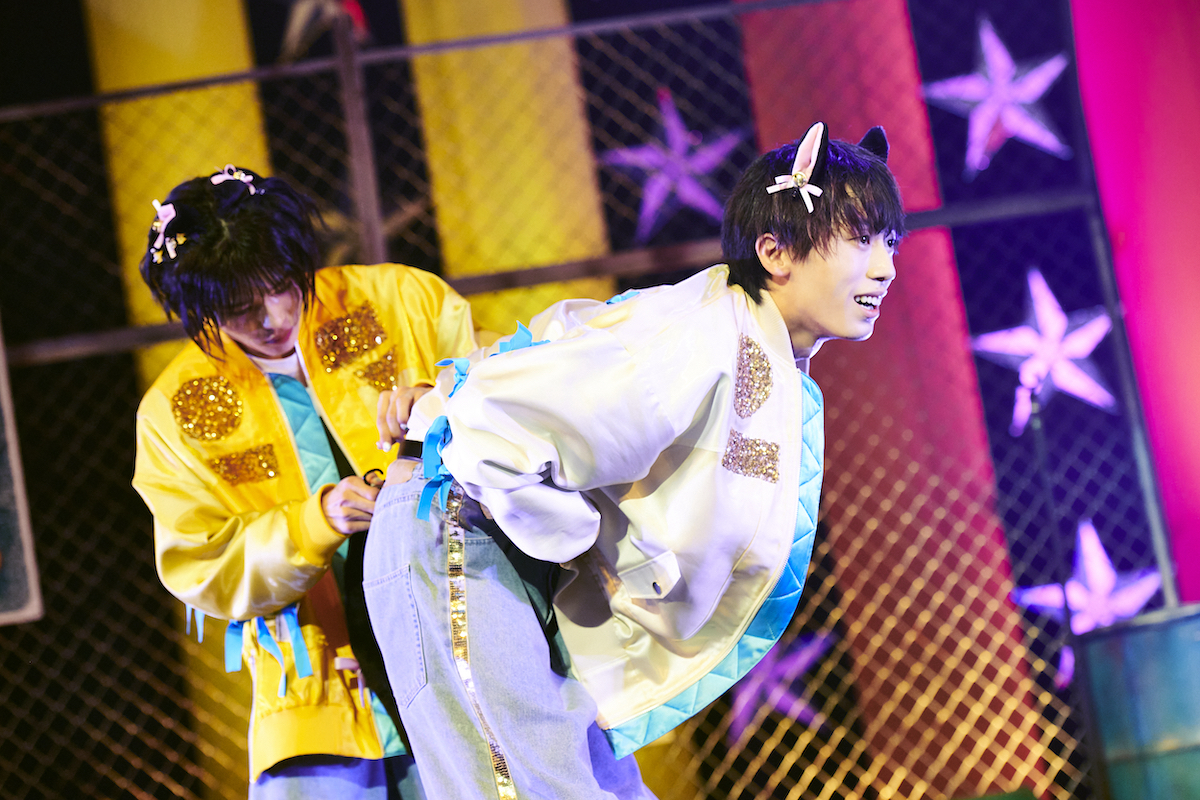 『THE SUPER FRUIT 2nd ONEMAN TOUR - Blue Fruits Tour2024 -』昭和女子大学人見記念講堂公演の模様（撮影＝上溝恭香）