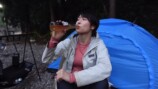 キャンプ女子YouTuberの飲みっぷりに反響の画像