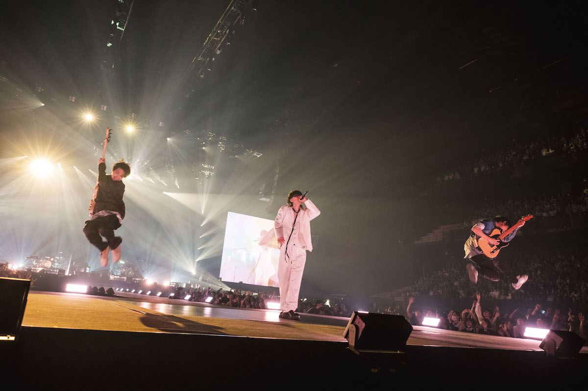 RADWIMPS、日本に戻って届ける愛