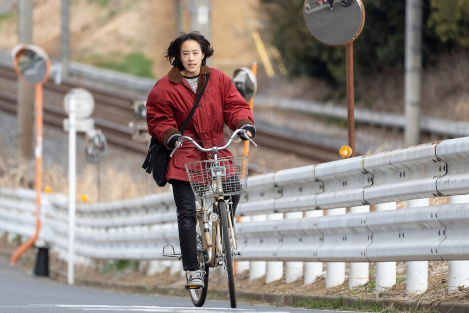 『燕は戻ってこない』石橋静河の切実な叫び