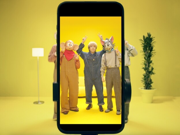 SG、アニメーションと実写による新曲「Cheese」MV公開　“チグハグのBuddies”を犬と猿が表現