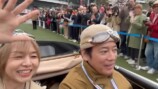 山口智子、唐沢寿明とポルシェでドライブの画像