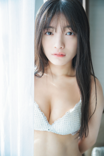 蛭田愛梨1st写真集、十代最後の魅力と大人への一歩を表現