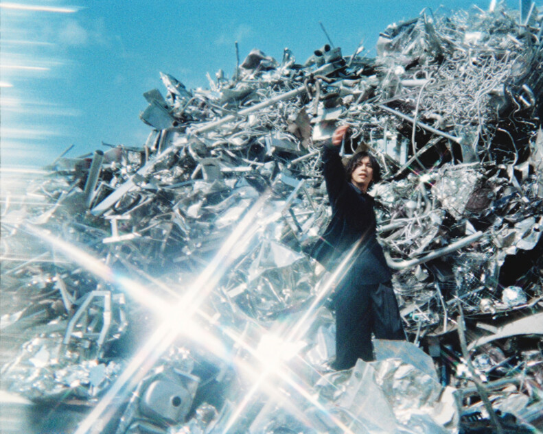 米津玄師、6thアルバム『LOST CORNER』リリース 「KICK BACK」「地球儀