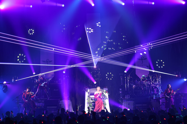 『East Of Eden 1st Live Tour – Forbidden Fruit -』より