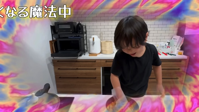 “5児の母”エハラマサヒロ妻、子どもと料理の画像