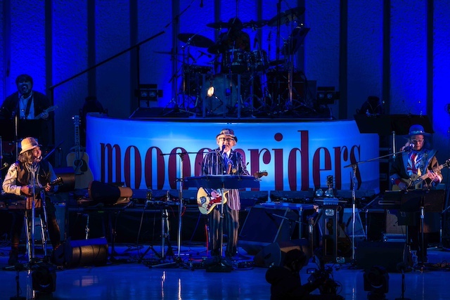 「moonriders LIVE 2022」