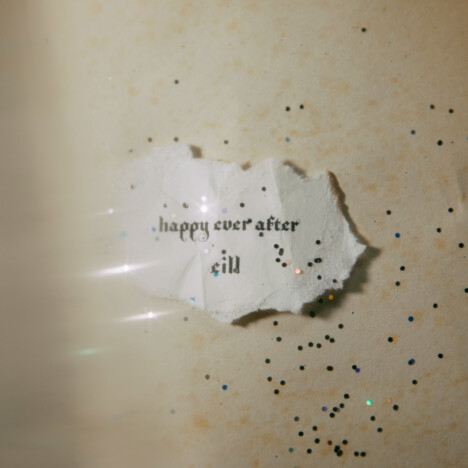 eill、新曲「happy ever after」が『ラブ トランジット』シーズン2主題歌に　楽曲使用の特別映像も