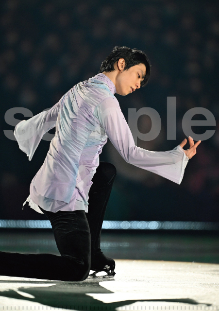 「羽生結弦 notte stellata 2024」写真集の画像