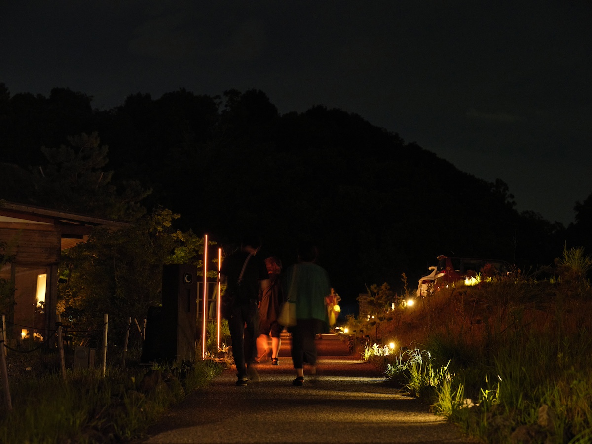 山奥で味わった「光と音の極上体験」の画像