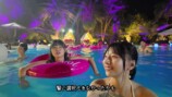 元AKB48の自称“23歳ニート”、水着姿でプールにの画像