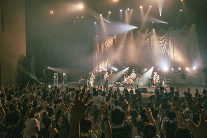 [Alexandros]、地元・相模原凱旋ライブレポ