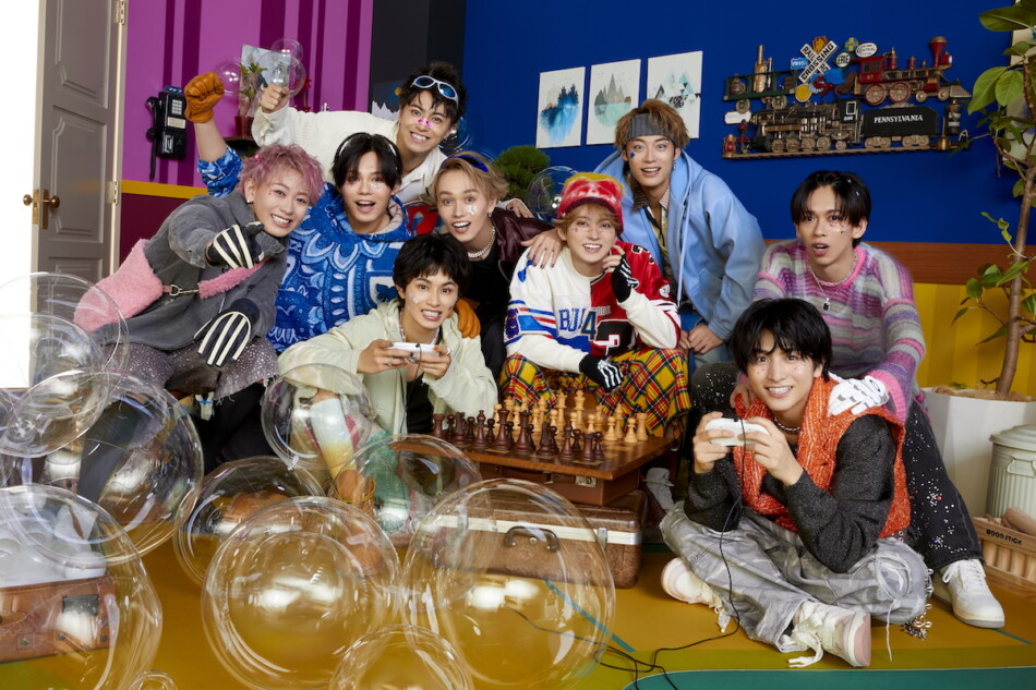 超特急、21stシングル『AwA AwA』収録曲＆新アー写公開 ライブ映像収録
