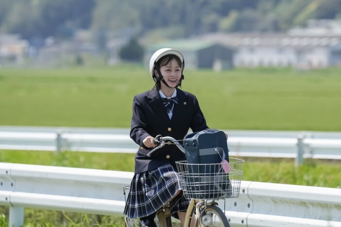 『おむすび』はなぜ平成×ギャル×震災を題材に？　“朝ドラファン”宇佐川CPが込めた思い