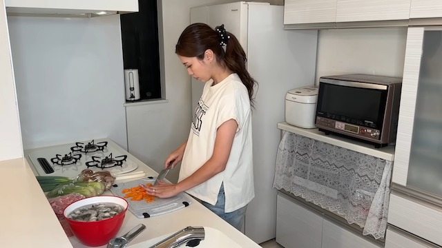 6男4女の大家族YouTuber、ご飯作りに反響の画像