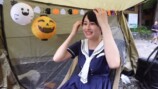 YouTuber・mii、セーラー服でソロキャンプの画像