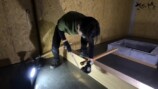 車中泊女子YouTuber、山小屋を“DIY”の画像