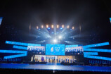 『The BLUE HAPPY FESTIVAL 2024』超特急、RIIZE、MyMの集合写真