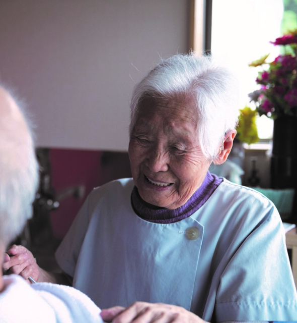 108歳の現役理容師・箱石シツイ、元気の秘訣とは？の画像