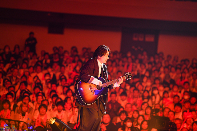 いきものがかりの原点回帰にして新たな挑戦　小田和正も駆けつけた『路上ライブ at 武道館』の画像3-2